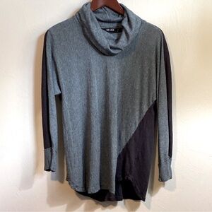 Nic + Zoe Light Sweater
